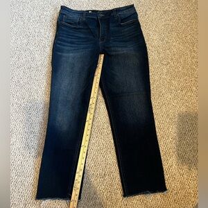 HIGH RISE
RACHAEL
FAB AB MOM JEAN